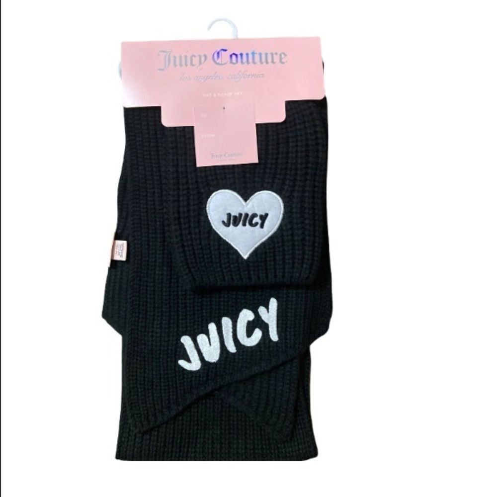 NWT JUICY COUTURE SCARF AND HAT SET